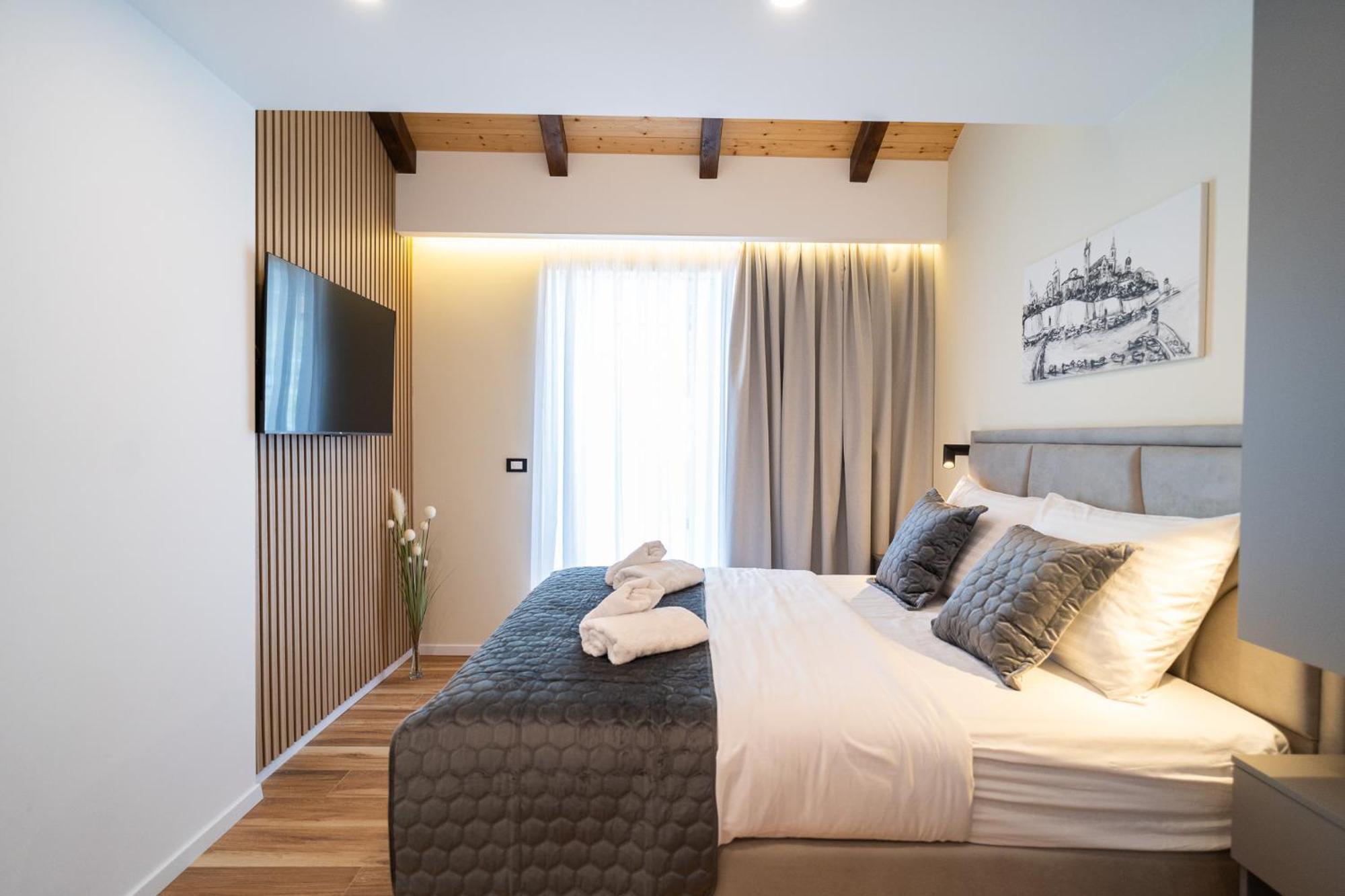 Seafront Sunset Studio&rooms Apartment *