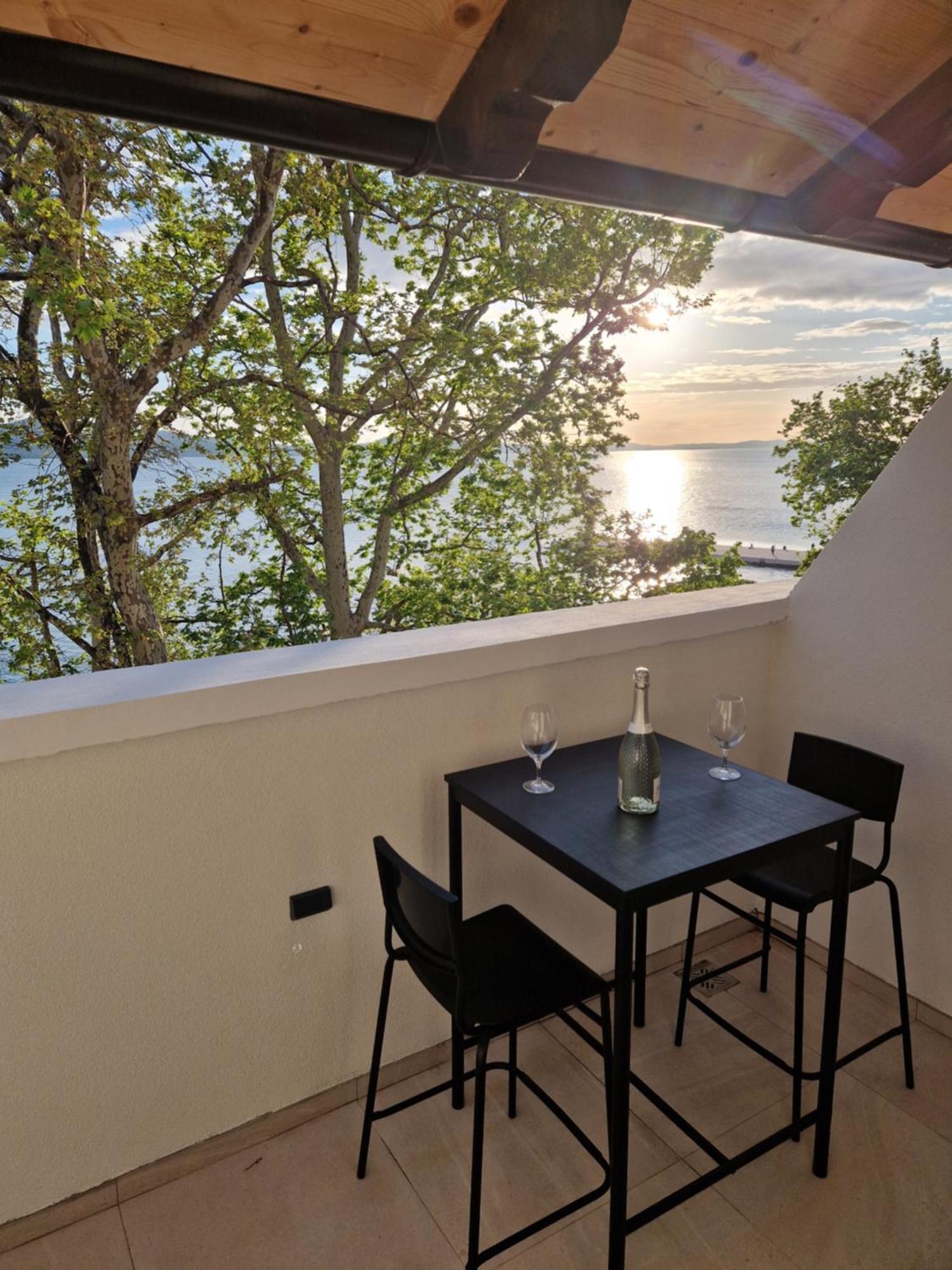 Apartman Seafront Sunset Studio&rooms *