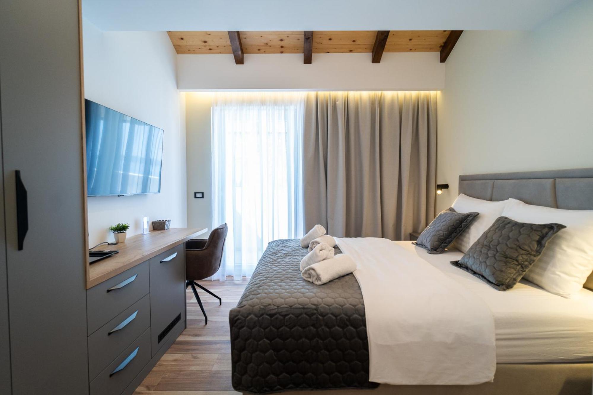 Apartment Seafront Sunset Studio&rooms