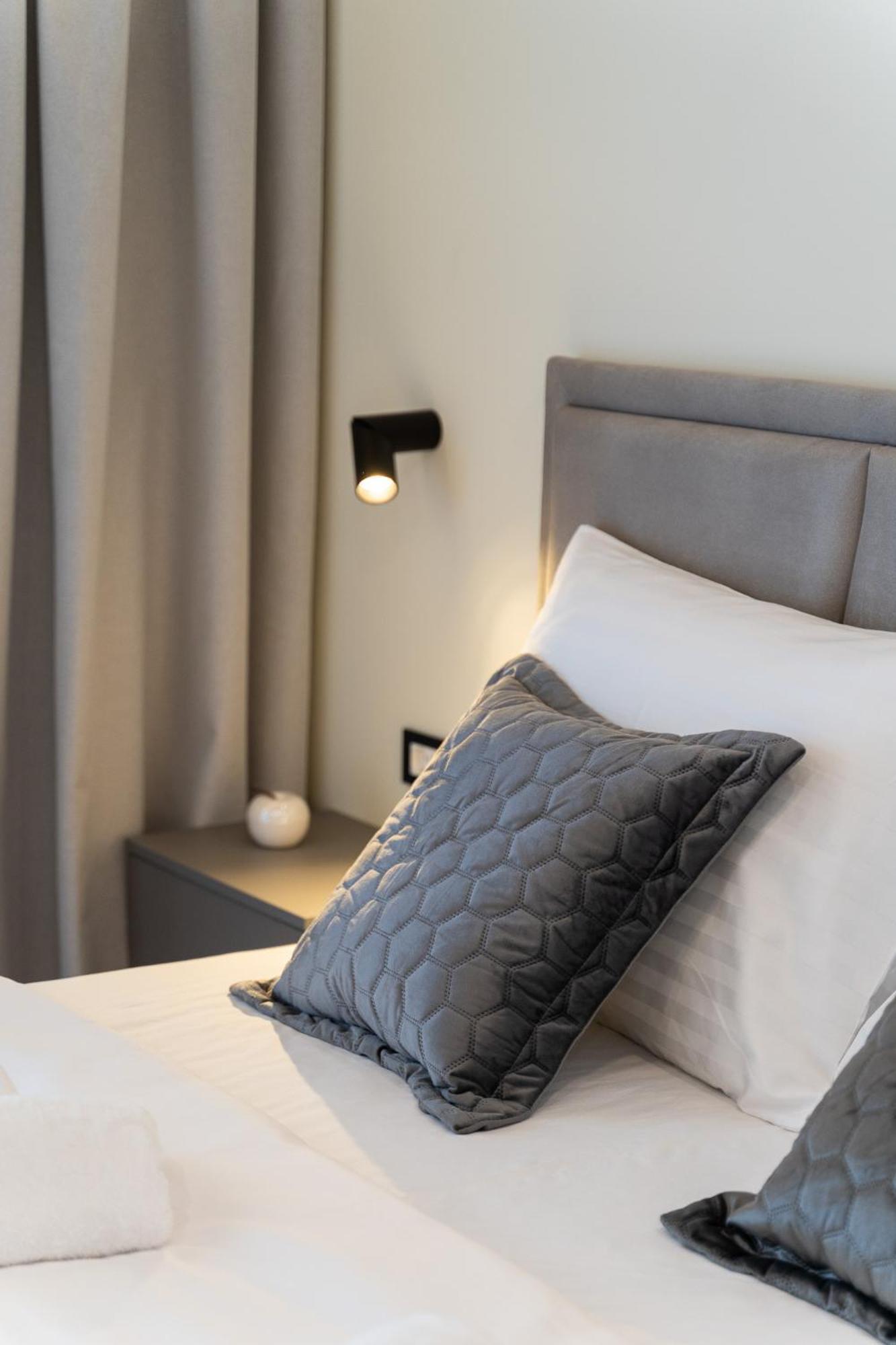 Seafront Sunset Studio&rooms *