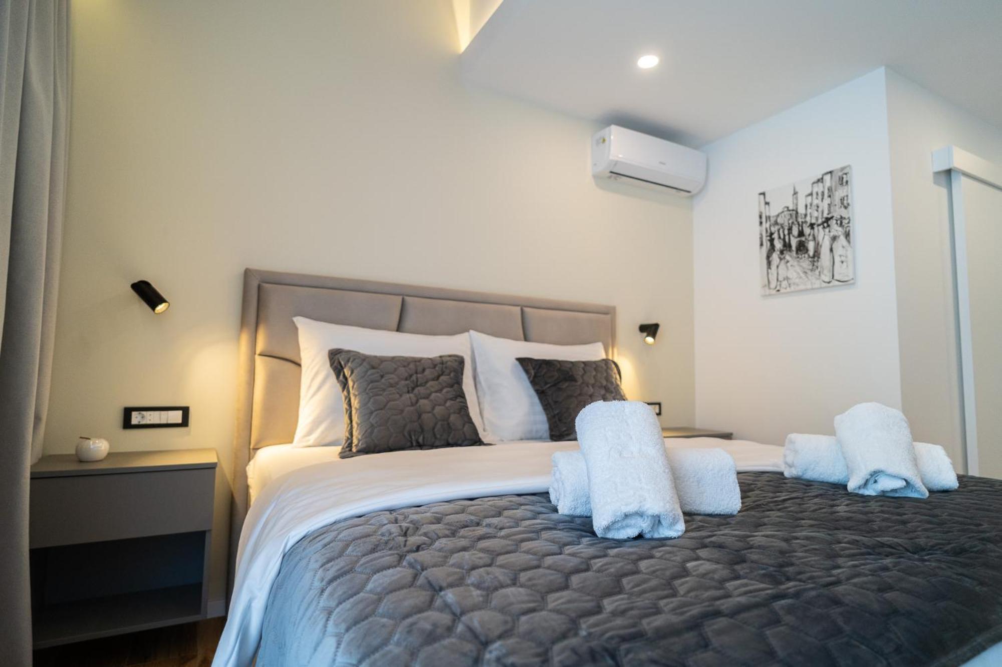 Seafront Sunset Studio&rooms Apartment *