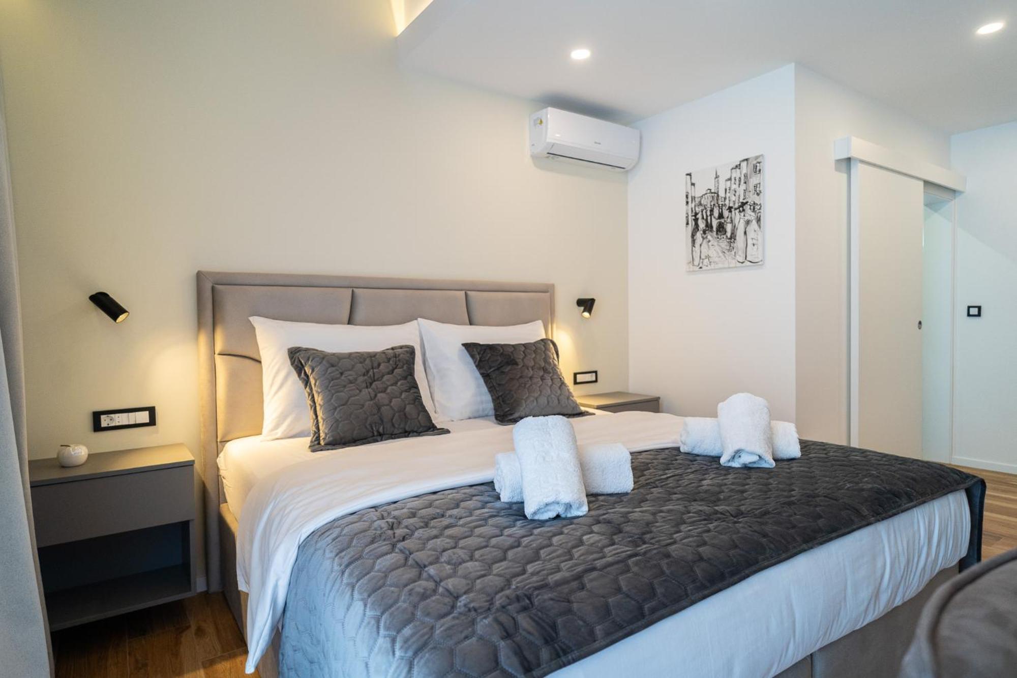 Seafront Sunset Studio&rooms * Zadar